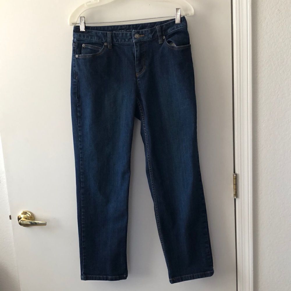Liz Claiborne Straight Leg Jeans Size 10P Gently used